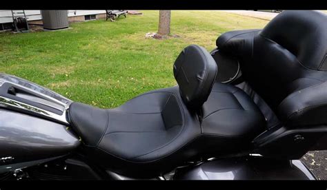 best road glide seat